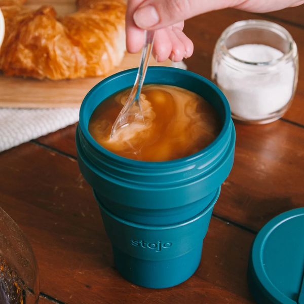 Collapsible Hot/ Cold Travel Mug Collapsible Hot/ Cold Travel Mug