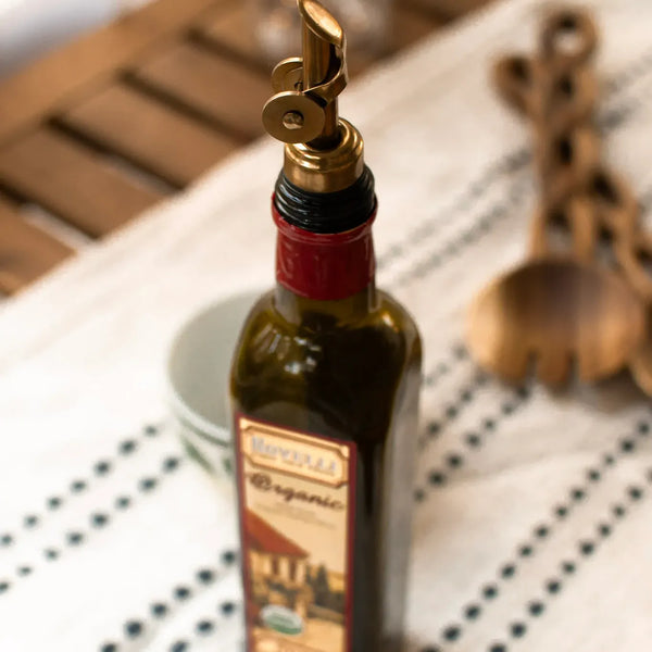 Self Closing Pour Spout for Glass Bottles