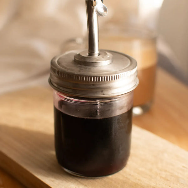 Mason Jar Self Closing Pour Spout